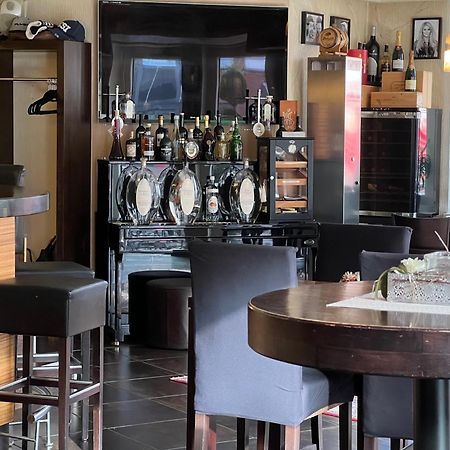 Hotel Ammerlaender Hof Westerstede Εξωτερικό φωτογραφία