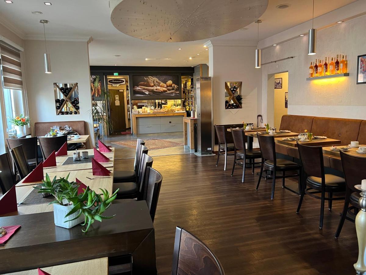 Hotel Ammerlaender Hof Westerstede Εξωτερικό φωτογραφία