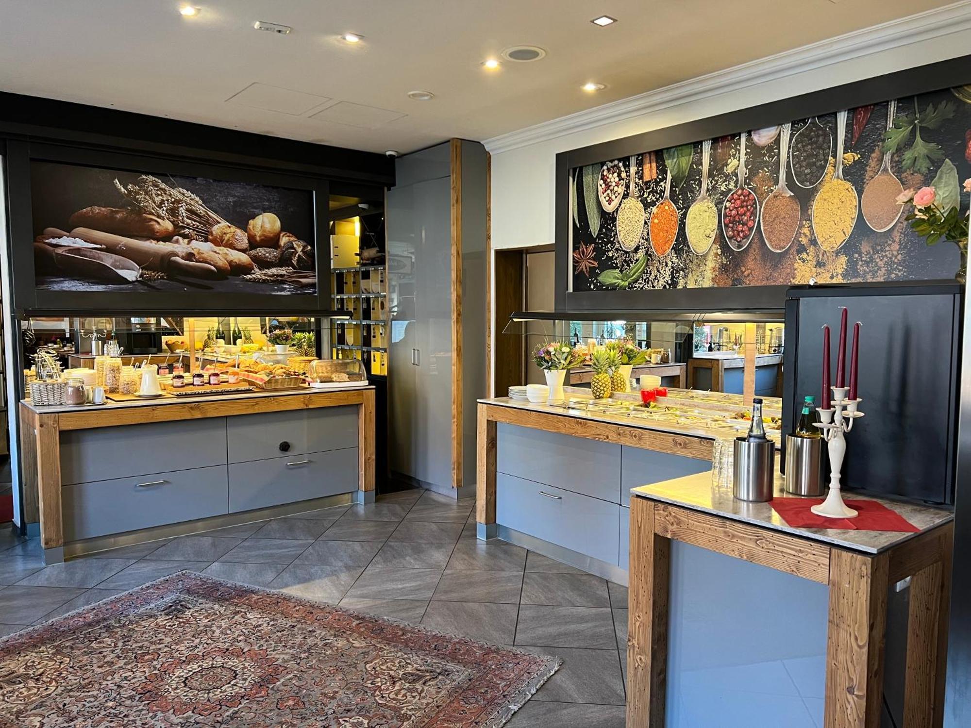 Hotel Ammerlaender Hof Westerstede Εξωτερικό φωτογραφία